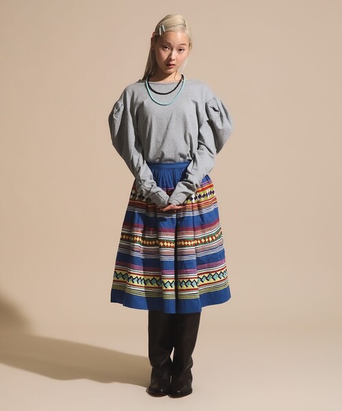 BEAMS COUTURE(ビームスクチュール)の「ボリューム袖 ロンT(Tシャツ/カットソー・レディース・ネイビー/グレー/ホワイト・ONE SIZE)」の15枚目の写真