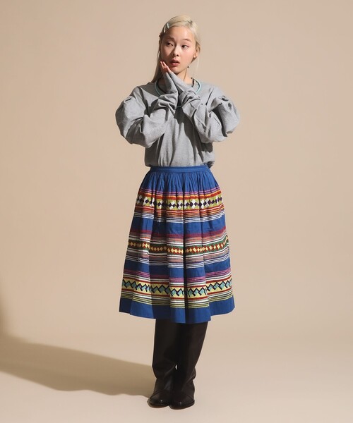 BEAMS COUTURE(ビームスクチュール)の「ボリューム袖 ロンT(Tシャツ/カットソー・レディース・ネイビー/グレー/ホワイト・ONE SIZE)」の16枚目の写真