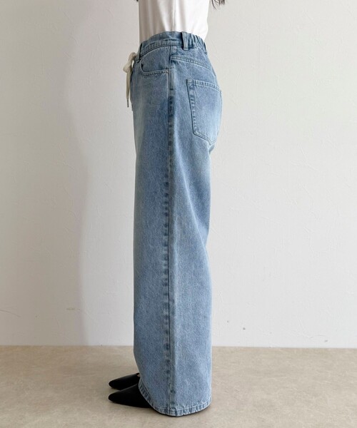 fredy emue（フレディエミュ）の「ドロストデニムパンツ（デニムパンツ・レディース・サックスブルー/ネイビー・36/38）」の14枚目の写真