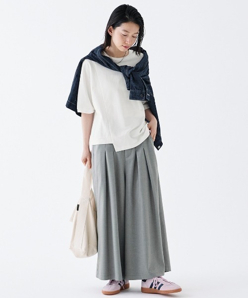 Sunny clouds(サニークラウズ)の「サニークラウズ お弁当箱みたいなトートバッグ(トートバッグ・レディース・キナリ・ONE SIZE)」の4枚目の写真