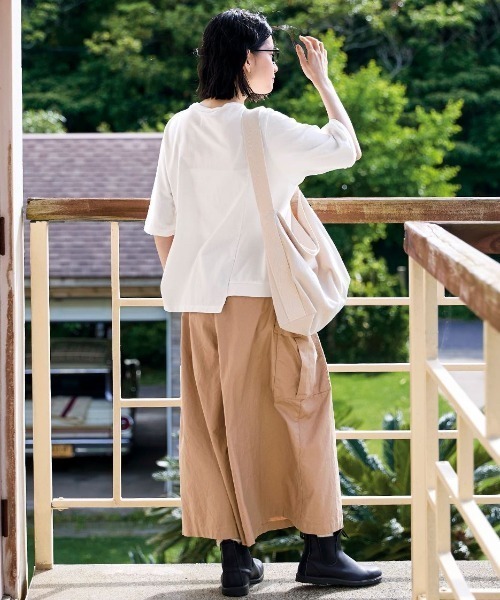 Sunny clouds(サニークラウズ)の「サニークラウズ お弁当箱みたいなトートバッグ(トートバッグ・レディース・キナリ・ONE SIZE)」の13枚目の写真