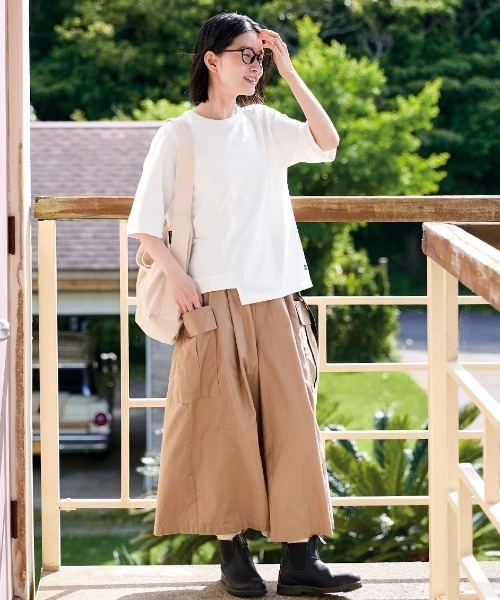 Sunny clouds(サニークラウズ)の「サニークラウズ お弁当箱みたいなトートバッグ(トートバッグ・レディース・キナリ・ONE SIZE)」の14枚目の写真