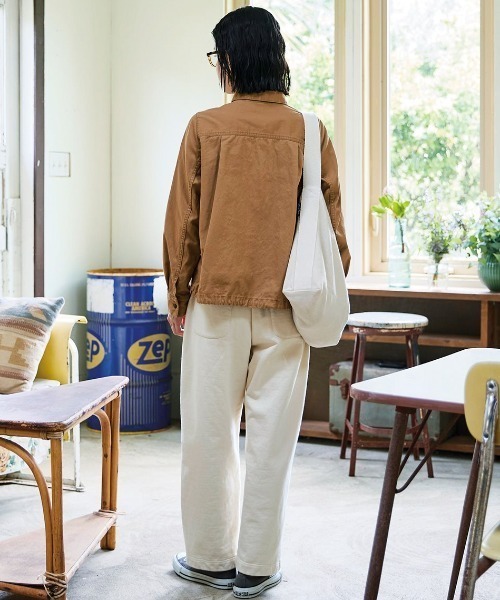 Sunny clouds(サニークラウズ)の「サニークラウズ お弁当箱みたいなトートバッグ(トートバッグ・レディース・キナリ・ONE SIZE)」の15枚目の写真