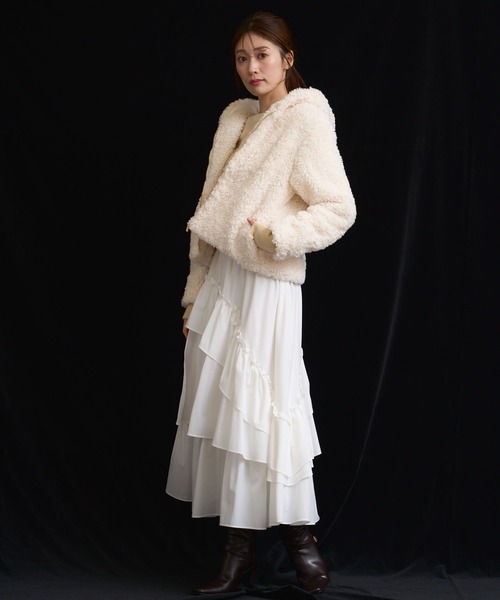 NOELA（ノエラ）の「ボアフーディーショートブルゾン（ブルゾン・レディース・ブラウン/オフホワイト・フリー）」の7枚目の写真