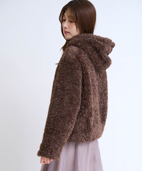 NOELA（ノエラ）の「ボアフーディーショートブルゾン（ブルゾン・レディース・ブラウン/オフホワイト・フリー）」の17枚目の写真