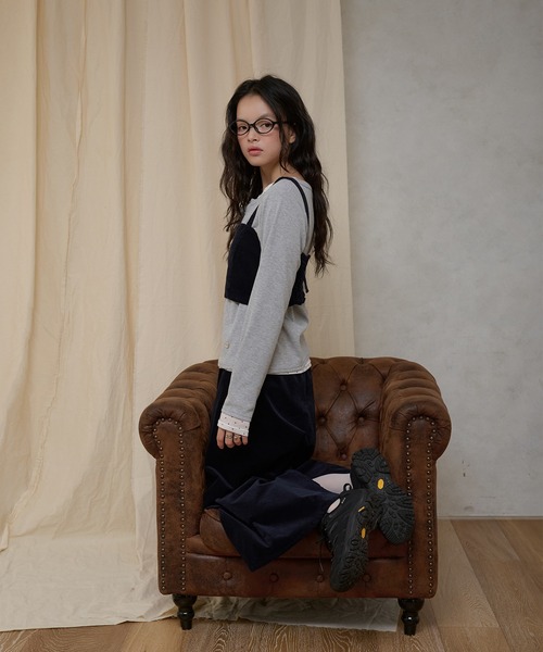 MUHET（ミュエータ）の「【set item】velour bustier & skirt / ベロアビスチェ＆スカートセット（スカート・レディース・ブラウン/ネイビー・SMALL/MEDIUM/LARGE）」の6枚目の写真