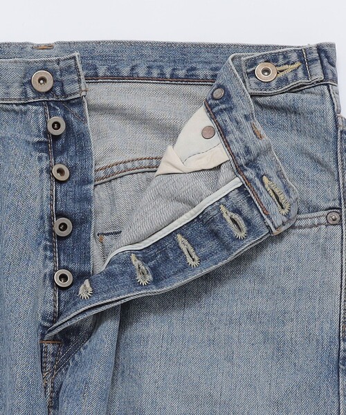 SHIPS（シップス）の「【SHIPS別注】SKEWed: DENIM LV STONE WASH（デニムパンツ・メンズ・ライトブルー・30/32/34）」の16枚目の写真