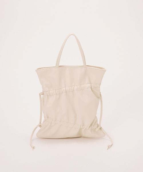 EFOLE（エフォル）の「【ZOZO限定】Shirring mini tote bag/シャーリングミニトートバッグ（トートバッグ・レディース・ブラック/オフホワイト・FREE）」の12枚目の写真