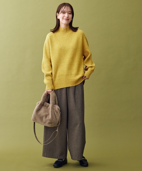 ANY（エニィ）の「カラーファーバッグ（ショルダーバッグ・レディース・レッド系/ライトグレー系/オレンジ系/ベージュ系/ダークブラウン系/ダルブルー系・F）」の7枚目の写真