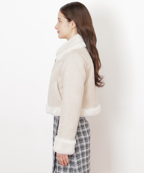 JILL by JILL STUART(ジルバイジルスチュアート)の「◇フェイクムートンジャケット(その他アウター・レディース・ピンク/ホワイト/グレー・SMALL/MEDIUM)」の4枚目の写真