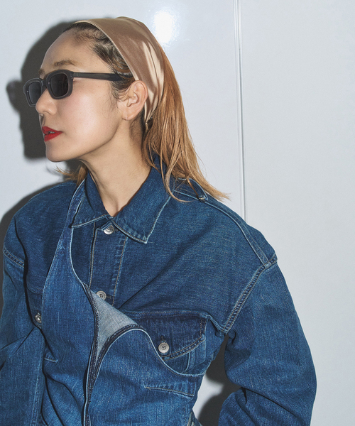 KURO（クロ）の「KURO SELVEDGE CROPPED TRUCKER JACKET 964178：デニムジャケット（デニムジャケット・レディース・ブルー系その他・MEDIUM）」の4枚目の写真