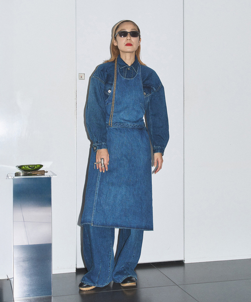 KURO（クロ）の「KURO SELVEDGE CROPPED TRUCKER JACKET 964178：デニムジャケット（デニムジャケット・レディース・ブルー系その他・MEDIUM）」の5枚目の写真