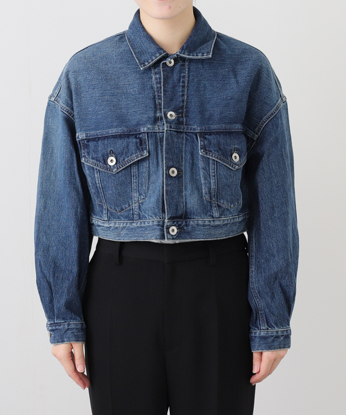 KURO（クロ）の「KURO SELVEDGE CROPPED TRUCKER JACKET 964178：デニムジャケット（デニムジャケット・レディース・ブルー系その他・MEDIUM）」の3枚目の写真