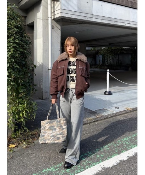 LAGUA GEM（ラグアジェム）の「STITCH ZIP SWEAT パンツ（スウェットパンツ・レディース・杢グレー/チャコールグレー/ライトカーキ・MEDIUM/SMALL）」の11枚目の写真