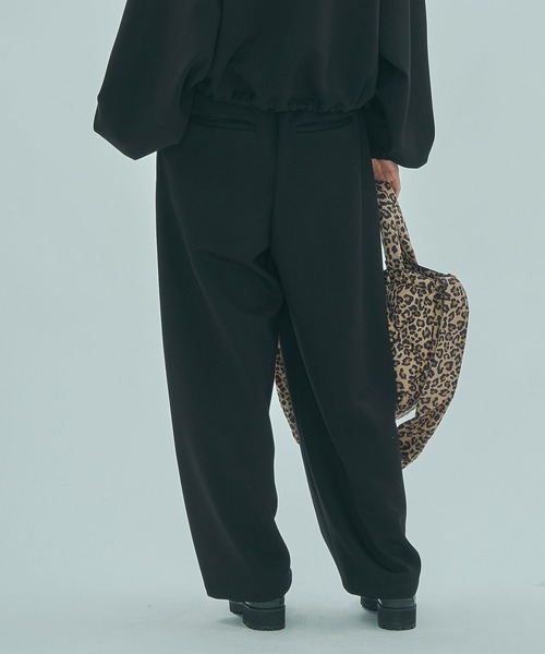 ROSE BUD（ローズバッド）の「TUCK BARREL PANTS（その他パンツ・レディース・ピンク/グレー/ブラック・S/M）」の21枚目の写真