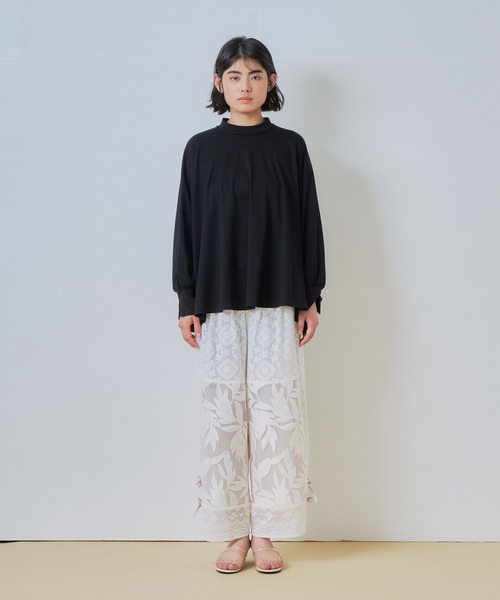 WHYTO.(ホワイト)の「「WHYTO. / ホワイト」AラインフレアTシャツ(Tシャツ/カットソー・レディース・パープル/ブラック/オフホワイト・38/36)」の17枚目の写真