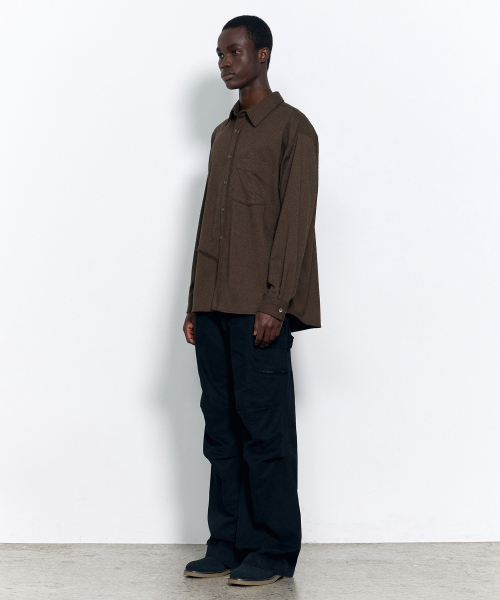 INSILENCE(インサイロンス)の「カットオフネップシャツ ダークブラウン(シャツ/ブラウス・レディース・その他・SMALL/MEDIUM/LARGE)」の3枚目の写真