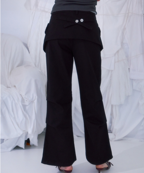 ROSEFRANTZ（ロゼフランツ）の「Skirt Layered Bootcut Pants [Black]（その他パンツ・レディース・ブラック・SMALL/MEDIUM）」の6枚目の写真