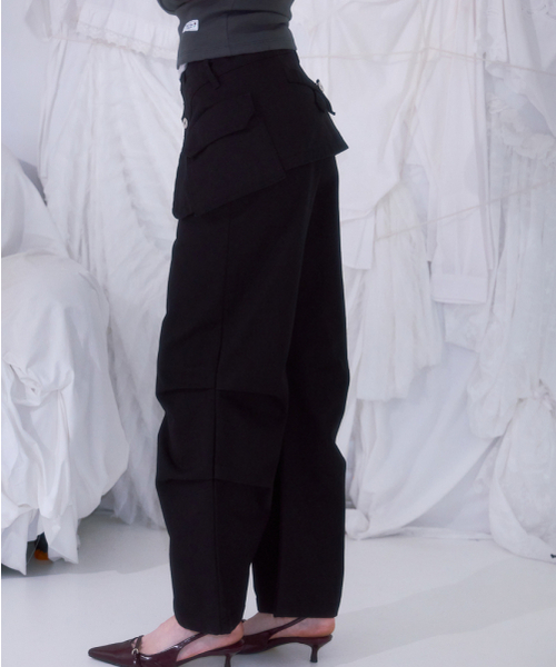 ROSEFRANTZ（ロゼフランツ）の「Skirt Layered Bootcut Pants [Black]（その他パンツ・レディース・ブラック・SMALL/MEDIUM）」の7枚目の写真