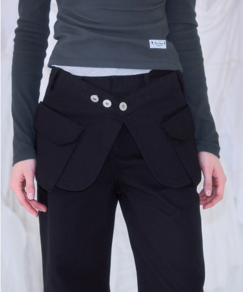 ROSEFRANTZ（ロゼフランツ）の「Skirt Layered Bootcut Pants [Black]（その他パンツ・レディース・ブラック・SMALL/MEDIUM）」の9枚目の写真