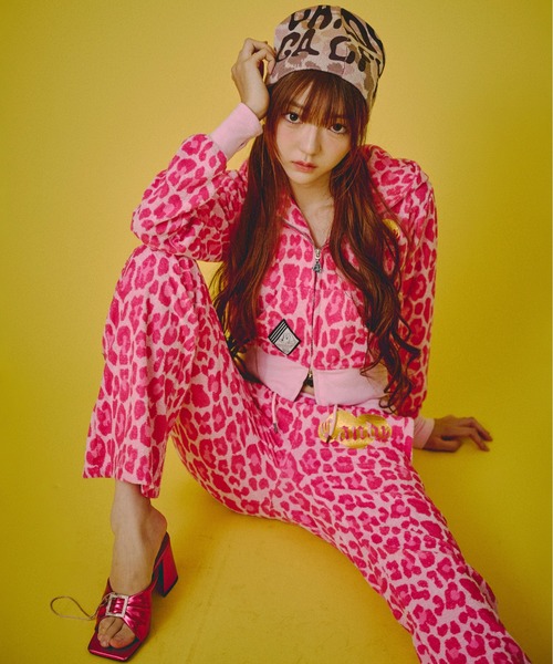 GALFY(ガルフィー)の「『GALFY/ガルフィー』フユGAL豹パーカー【Z】(パーカー・レディース・ブラック/ピンク/ベージュ・FREE)」の7枚目の写真