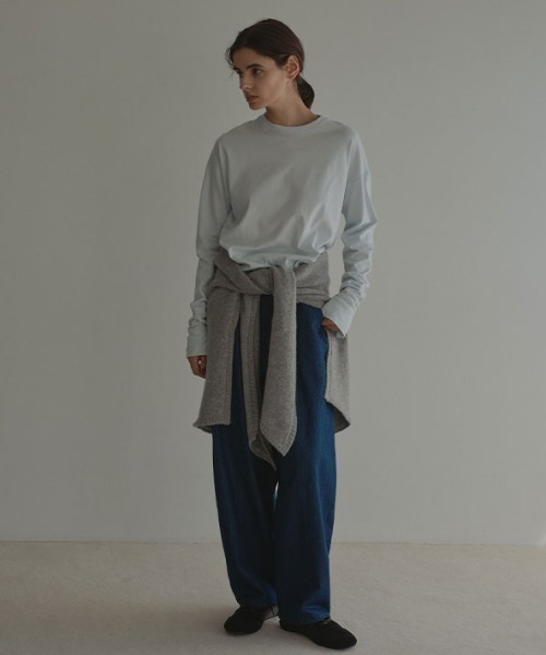 ETRE TOKYO（エトレトウキョウ）の「カフボタンロンTee（Tシャツ/カットソー・レディース・ホワイト/ライトグレー/ブルー・FREE）」の4枚目の写真