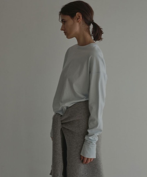 ETRE TOKYO（エトレトウキョウ）の「カフボタンロンTee（Tシャツ/カットソー・レディース・ホワイト/ライトグレー/ブルー・FREE）」の6枚目の写真