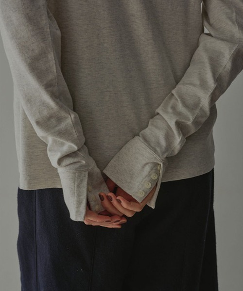 ETRE TOKYO（エトレトウキョウ）の「カフボタンロンTee（Tシャツ/カットソー・レディース・ホワイト/ライトグレー/ブルー・FREE）」の12枚目の写真