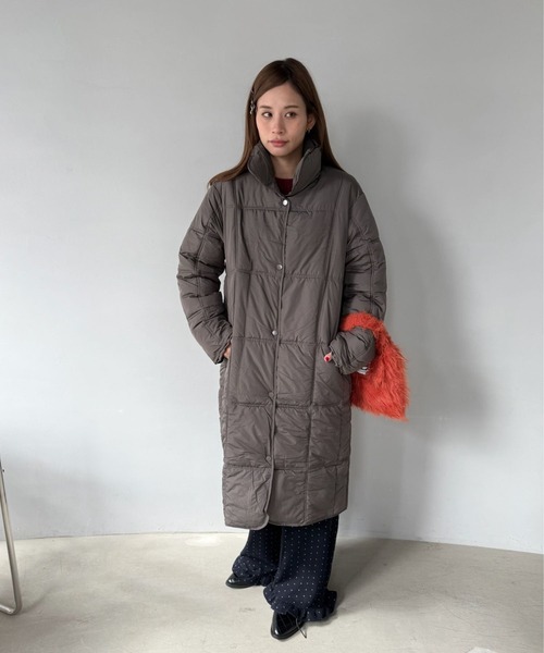 SANSeLF（サンセルフ）の「【SANSeLF】 マフラー付きロングボリュームダウンコート saw25a060（ダウンジャケット/コート・レディース・グレー・FREE）」の11枚目の写真