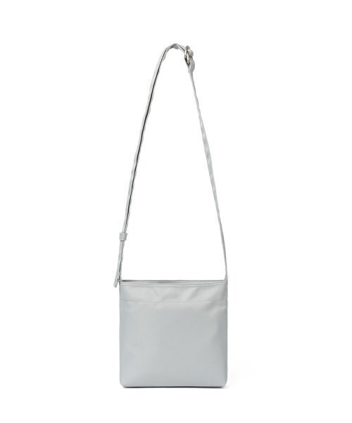 HAH ARCHIVE(ハーアーカイブ)の「Lightweight Crossbody Bag (Silver)(メッセンジャーバッグ・レディース・その他・FREE)」の2枚目の写真