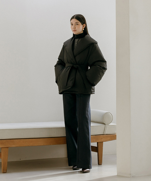 MAYVERU（メイバーユー）の「Lenna wool turtleneck t-shirt _ Black（Tシャツ/カットソー・レディース・その他・FREE）」の9枚目の写真