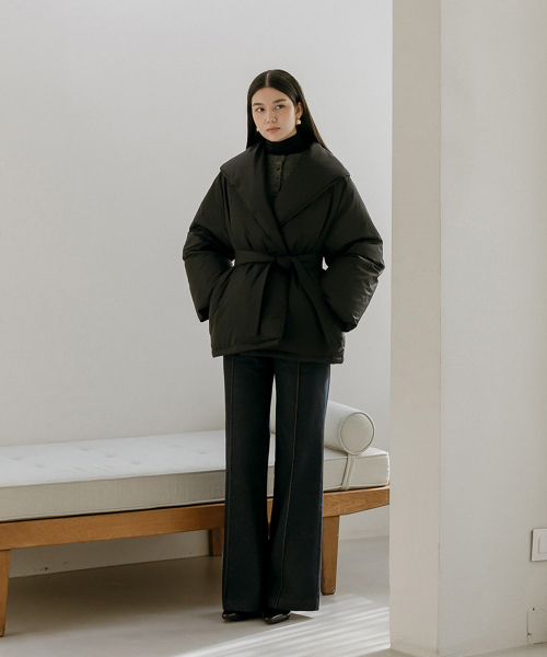MAYVERU（メイバーユー）の「Lenna wool turtleneck t-shirt _ Black（Tシャツ/カットソー・レディース・その他・FREE）」の8枚目の写真