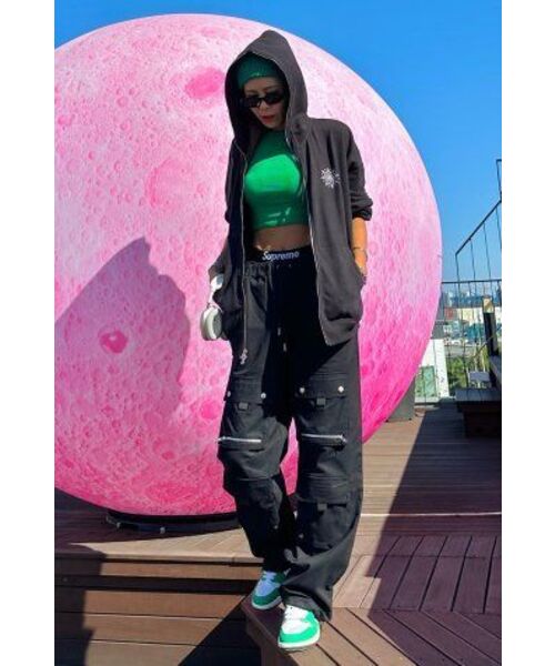 VERSE ONE（バースワン）の「PAISLEY LOGO BANDANA FULL ZIP HOODIE BLACK/GREEN（パーカー・メンズ・その他・LARGE/MEDIUM）」の9枚目の写真