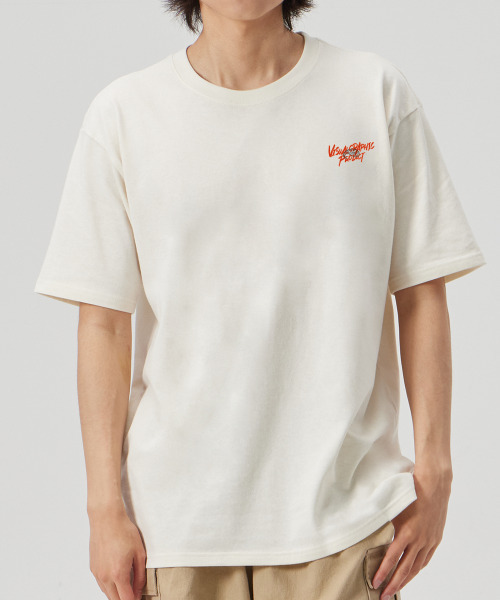 BY.L(バイエル)の「ペイズリーグラフィティロゴ半袖Tシャツクリーム(Tシャツ/カットソー・メンズ・その他・MEDIUM/LARGE/X-LARGE)」の4枚目の写真