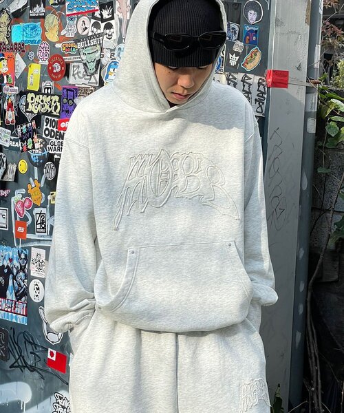 CIAOPANIC（チャオパニック）の「MOBBスタッズプルオーバーパーカー