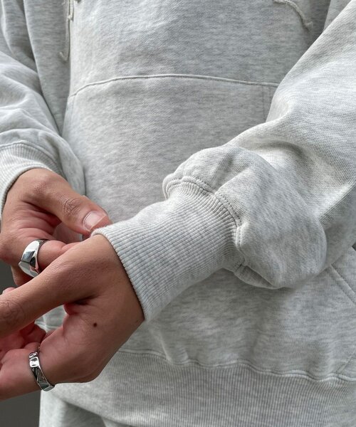 CIAOPANIC（チャオパニック）の「カットレイヤーロゴスタッズプルオーバーパーカー（パーカー・レディース・グレー/ネイビー・LARGE/MEDIUM）」の13枚目の写真