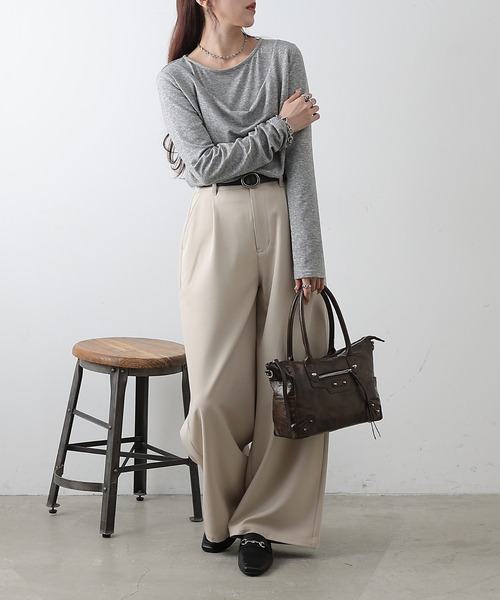 COLONY 2139(コロニートゥーワンスリーナイン)の「レイヤード風カットトップス(Tシャツ/カットソー・レディース・ホワイト/ブラック/グレー・FREE)」の22枚目の写真