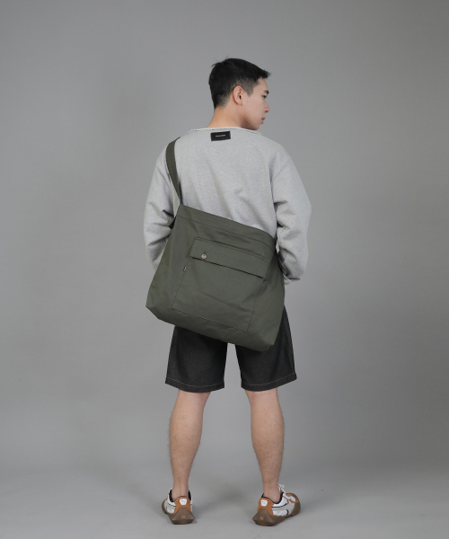 SAINTCREW(セントクルー)の「カバーポケットビッグサイズクロスバッグCPC-118カーキ(メッセンジャーバッグ・メンズ・その他・フリー)」の9枚目の写真