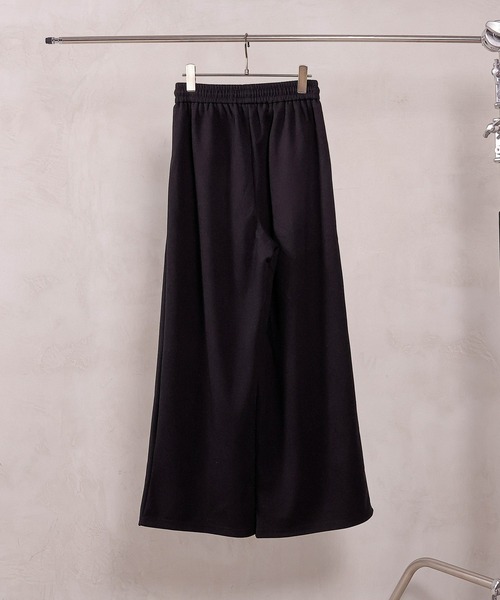 en CAnAF（エンカナフ）の「【心地よい履き心地とキレイ見えが叶う】スムースタッチパンツ（その他パンツ・レディース・ブラック/ベージュ・フリー）」の21枚目の写真