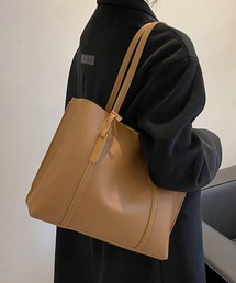urbanfemine./A4サイズ収納 合成皮革トートバッグ U7593