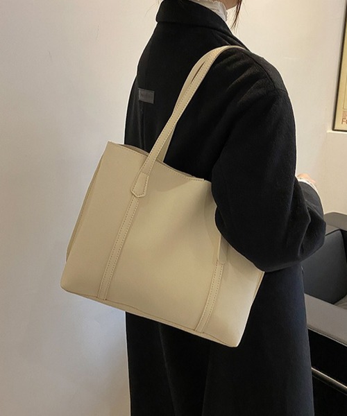 VIBGYOR(ヴィブジョー)の「urbanfemine./A4サイズ収納 合成皮革トートバッグ U7593(トートバッグ・レディース・ホワイト/ブラウン/ベージュ/ブラック・FREE)」の2枚目の写真