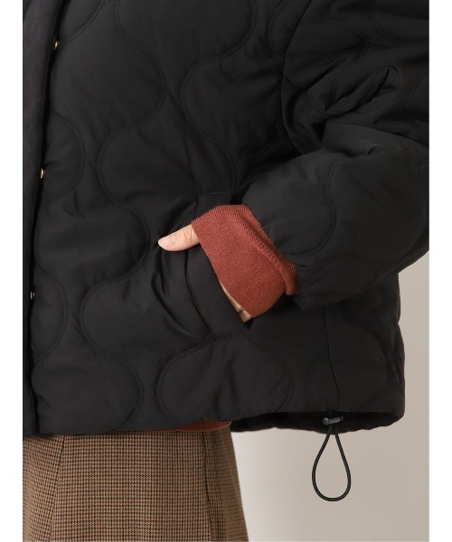 m.f.editorial（エムエフエディトリアル）の「【ショート丈】m.f.エディトリアルレディース フーデッド 中綿ブルゾン（ブルゾン・レディース・ベージュ/ブラック・LARGE/MEDIUM）」の12枚目の写真