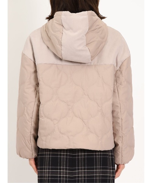 m.f.editorial（エムエフエディトリアル）の「【ショート丈】m.f.エディトリアルレディース フーデッド 中綿ブルゾン（ブルゾン・レディース・ベージュ/ブラック・LARGE/MEDIUM）」の19枚目の写真