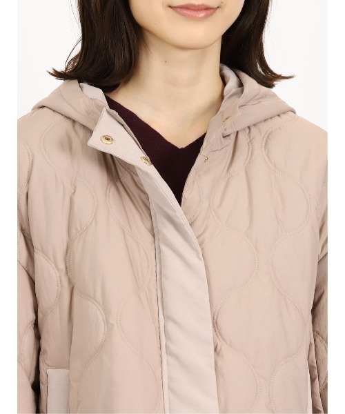 m.f.editorial（エムエフエディトリアル）の「【ショート丈】m.f.エディトリアルレディース フーデッド 中綿ブルゾン（ブルゾン・レディース・ベージュ/ブラック・LARGE/MEDIUM）」の21枚目の写真