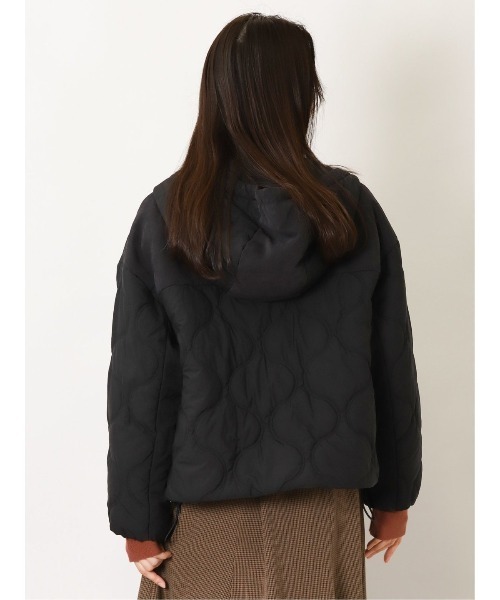 m.f.editorial（エムエフエディトリアル）の「【ショート丈】m.f.エディトリアルレディース フーデッド 中綿ブルゾン（ブルゾン・レディース・ベージュ/ブラック・LARGE/MEDIUM）」の14枚目の写真