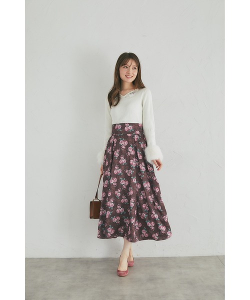 tocco closet(トッコ クローゼット)の「2WAY袖口ファー付きビジュー装飾ハートネックリブニットプルオーバー(ニット/セーター・レディース・オフホワイト/ピンク/グレー・M)」の8枚目の写真