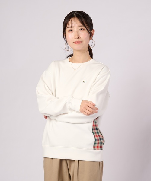 Arnold Palmer（アーノルドパーマー）の「シェア クッションダンボール プルオーバー（スウェット・レディース・アイボリー/ブラック/グレイッシュベージュ/グレー・XS/S/M/L/LL）」の2枚目の写真