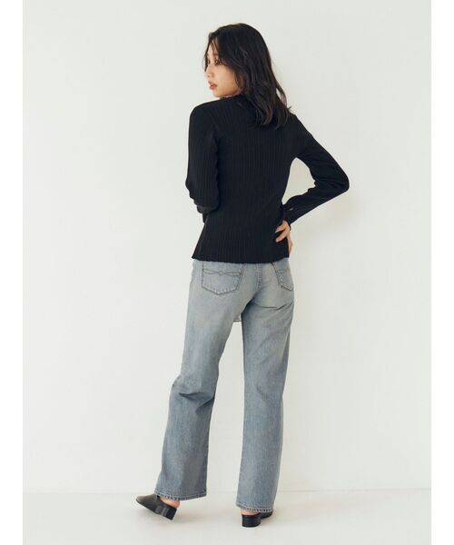 Ungrid（アングリッド）の「ボタンデザインニットカーディガン（カーディガン/ボレロ・レディース・アイボリー/ブラック/グリーン・FREE）」の12枚目の写真