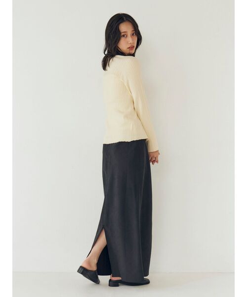 Ungrid（アングリッド）の「ボタンデザインニットカーディガン（カーディガン/ボレロ・レディース・アイボリー/ブラック/グリーン・FREE）」の16枚目の写真