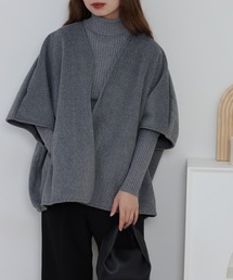 RME.（アールエムイー）の「ニットポンチョベスト（ポンチョ）」